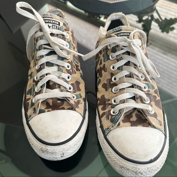 Converse | Camouflage sneakers size 11 (run small - fits Women’s size 10) - Picture 3 of 9